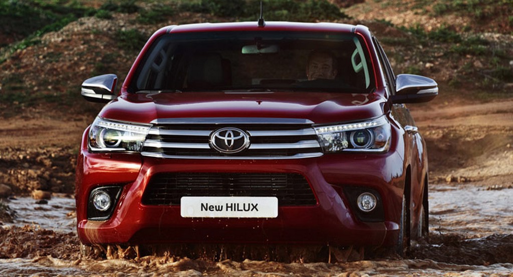 Llega a Europa el nuevo Toyota Hilux, sin cambios pero con fuerza