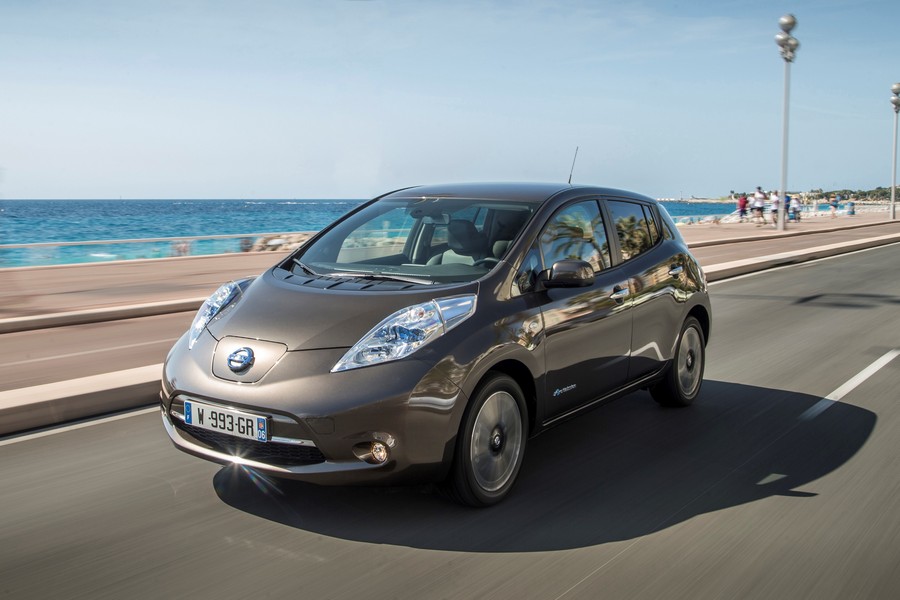 El nuevo Nissan LEAF 30 kWh aumenta su potencia y su autonomía para 2016