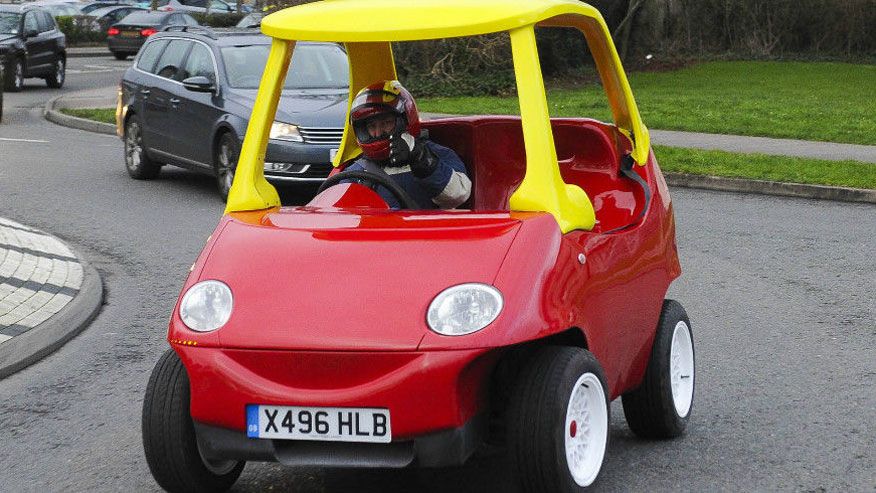 Descubre el coche infantil que se ha hecho realidad en el mundo adulto
