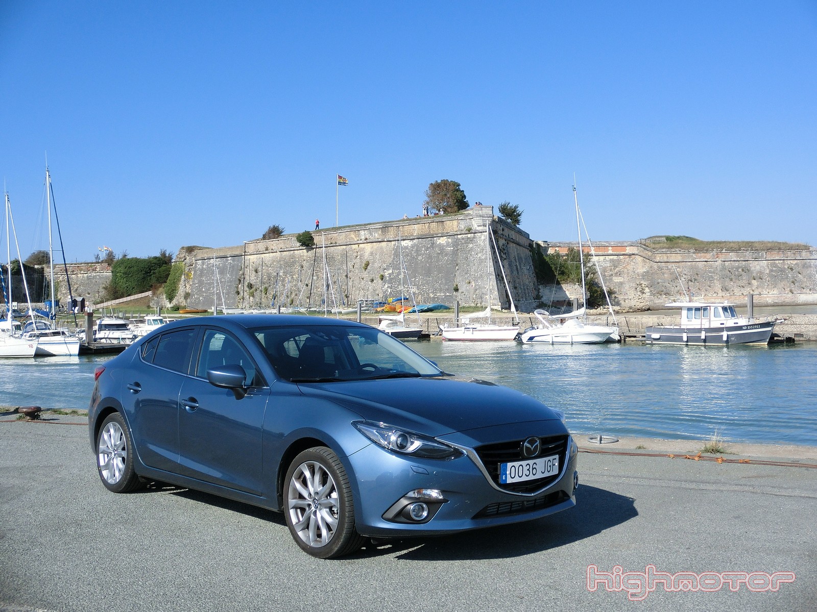 Prueba Mazda3 Sportsedan en ruta: De Vigo a Nantes