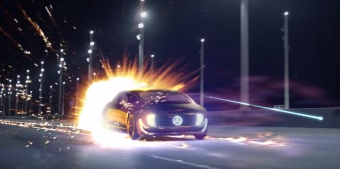 Mercedes nos enseña su prototipo de conducción autónoma al estilo «Regreso al Futuro»