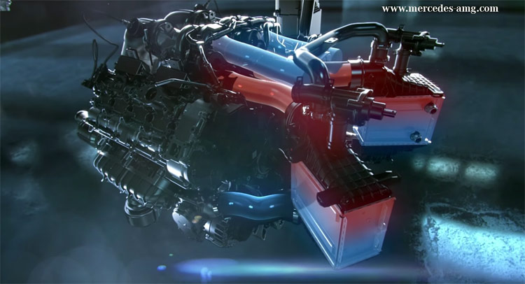 El motor V8 de 4.0 litros de Mercedes, protagonista de un vídeo promocional