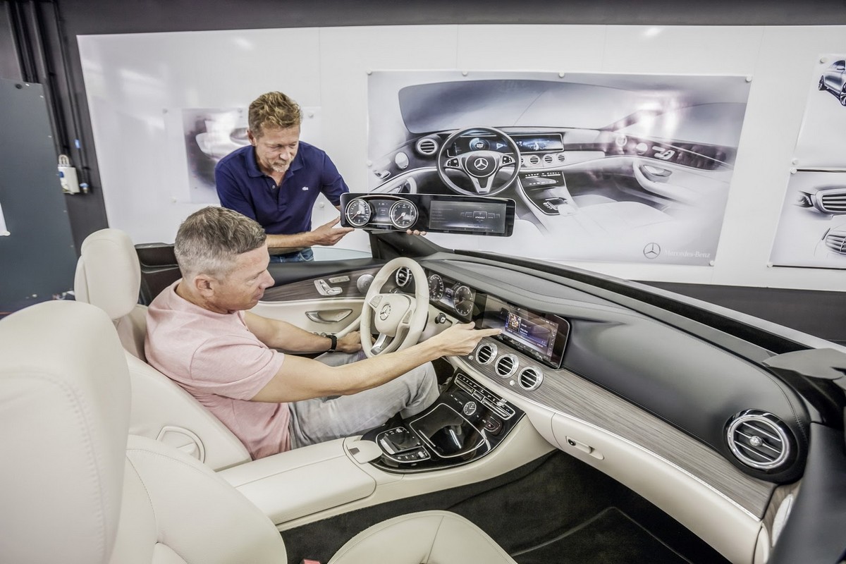 El Mercedes Clase E muestra su interior en una galería de imágenes