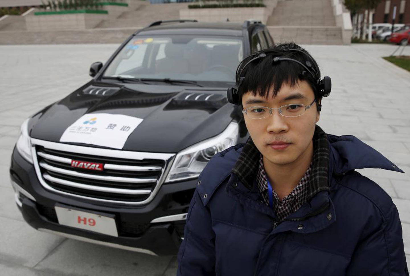 Investigadores chinos desarrollan un coche conducido mediante control mental