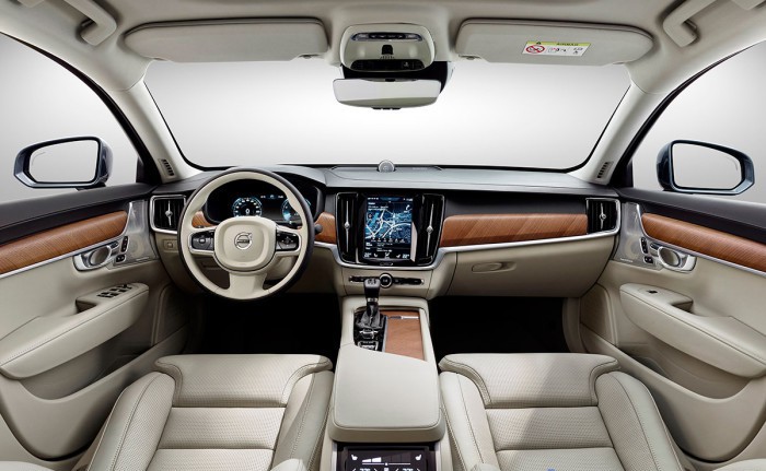 El interior del Volvo S90, al descubierto en un vídeo promocional