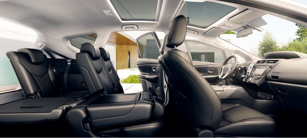 El Toyota Prius+ se ofrece como taxi híbrido con las ofertas para los profesionales del volante