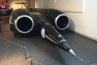 Двигатель thrust ssc