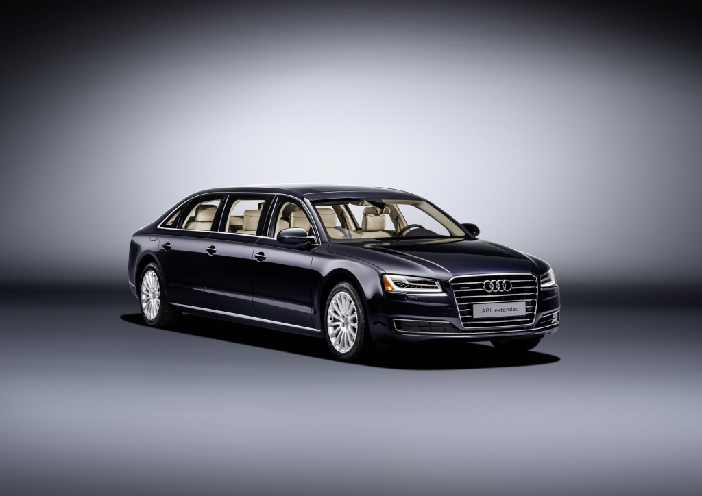 Audi presents the A8 L extended: 6 seats and more than 6 meters of ...