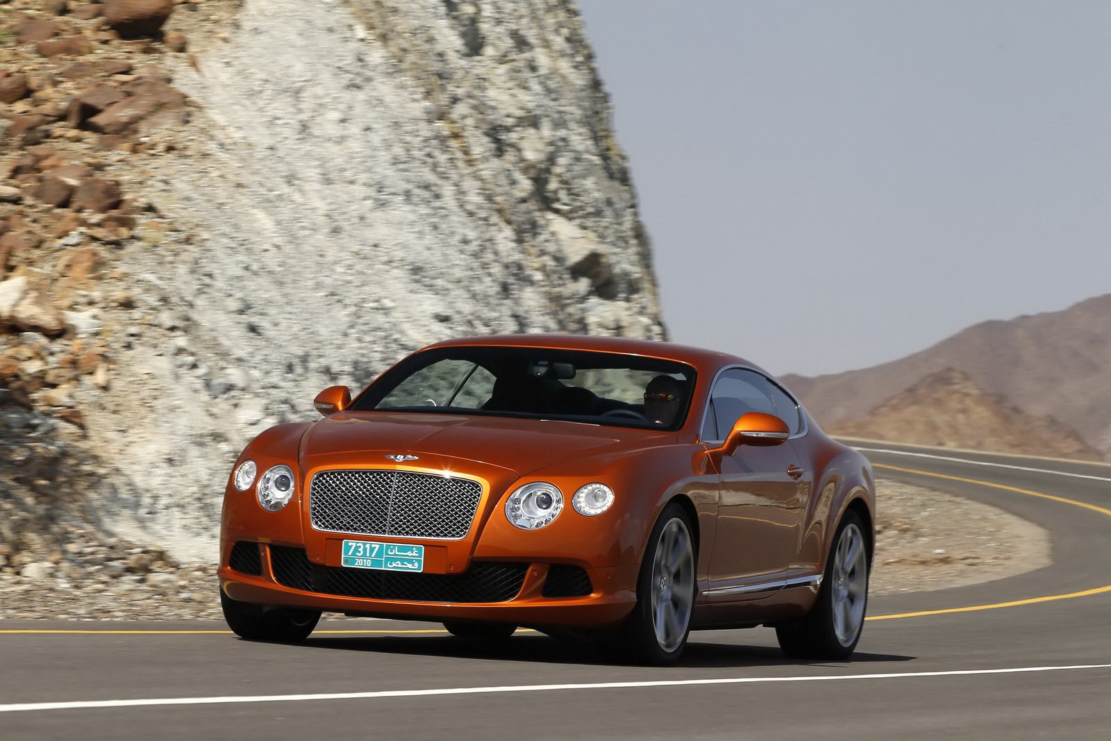 Se acerca el nuevo Bentley Continental GT, y estos son sus detalles y características