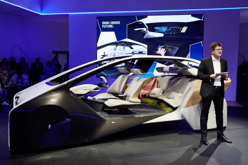 interior BMW en el CES 2017 (11)