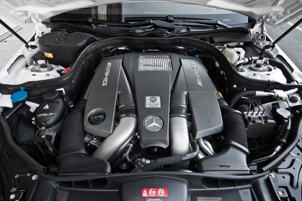 MOTOR-Mercedes-Benz-E63-AMG-S-Model-4Matic