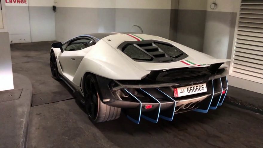 Lamborghini Centenario en blanco mate cazado en Paris