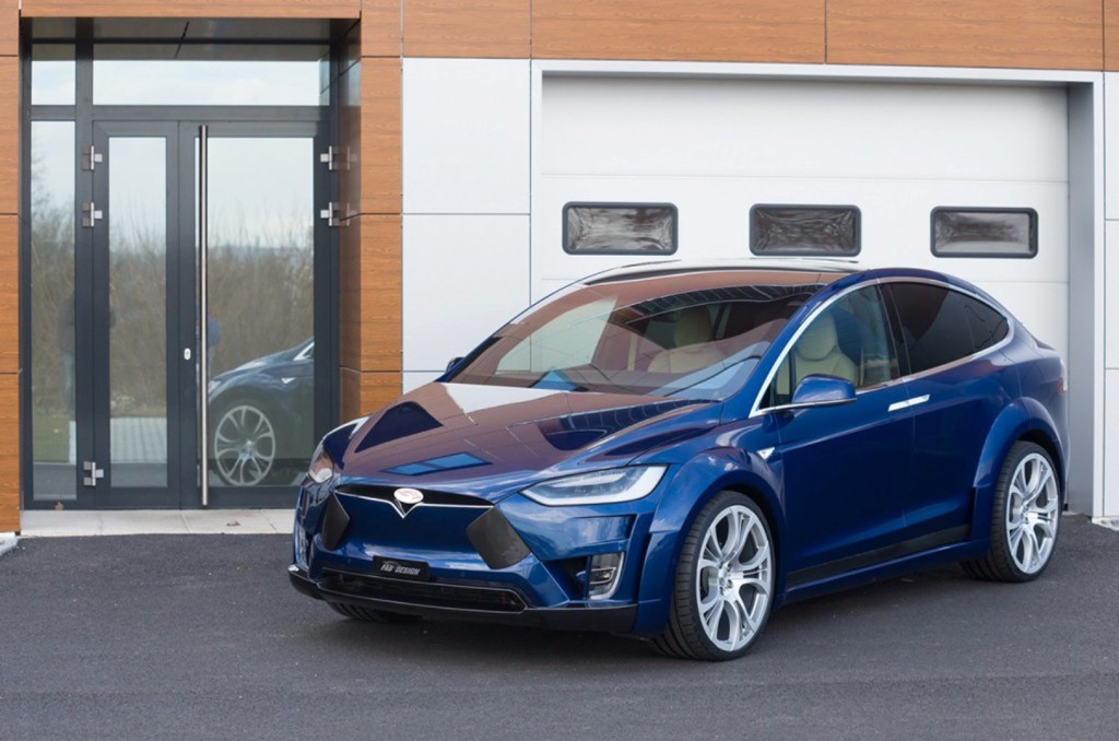 FAB Design crea un kit estético para el Tesla Model X