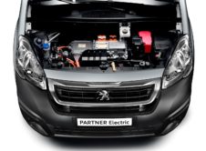 La Peugeot Partner Tepee Electric ya disponible desde 21.000 Euros