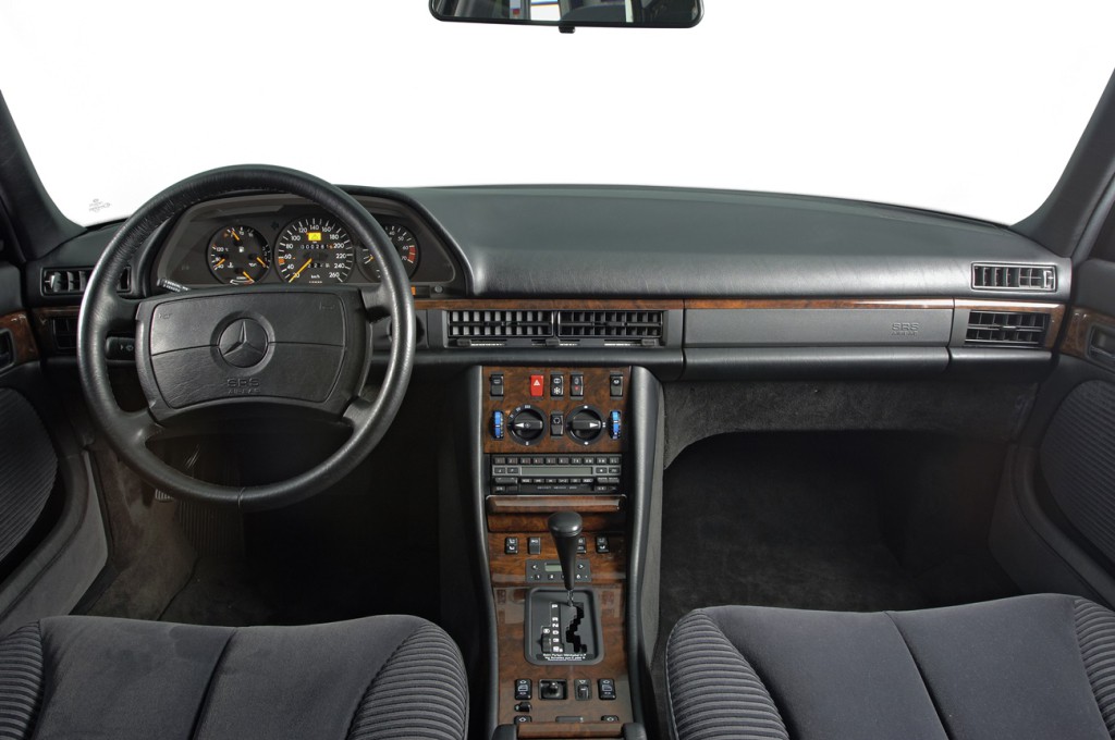 Airbag pasajero: 30 años Mercedes