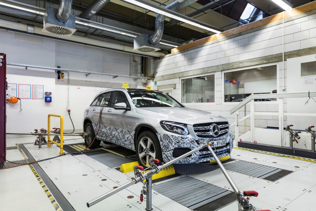 El Mercedes-Benz GLC F-CELL vuelve a salir a la palestra y lo veremos en el Salón de Frankfurt