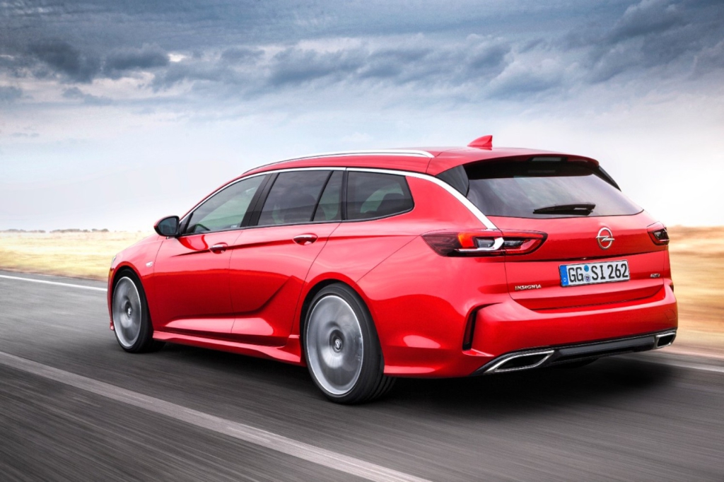 Opel Insignia GSi Sports Tourer, la deportividad también llega a la carrocería familiar