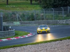 El Porsche 911 GT2 RS consigue un nuevo hito: convertirse en el 911 más rápido de todos los tiempos