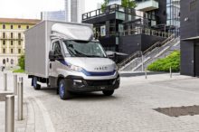 Iveco presenta tres vehículos para circular por las ciudades con restricciones