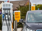 Shell la primera compañía que apuesta por el vehículo eléctrico en sus estaciones