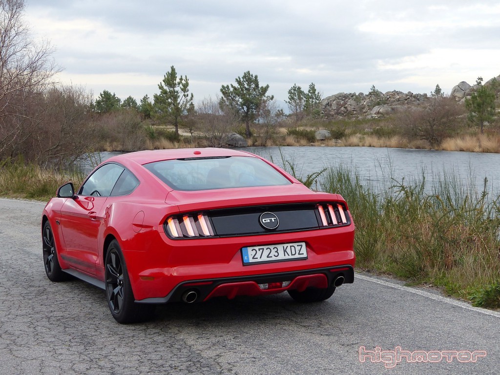 ford-mustang-gt-00369