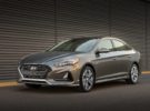 El Hyundai Sonata Hybrid y el Sonata Hybrid plug-in se desvelan por fin en el Salón de Chicago
