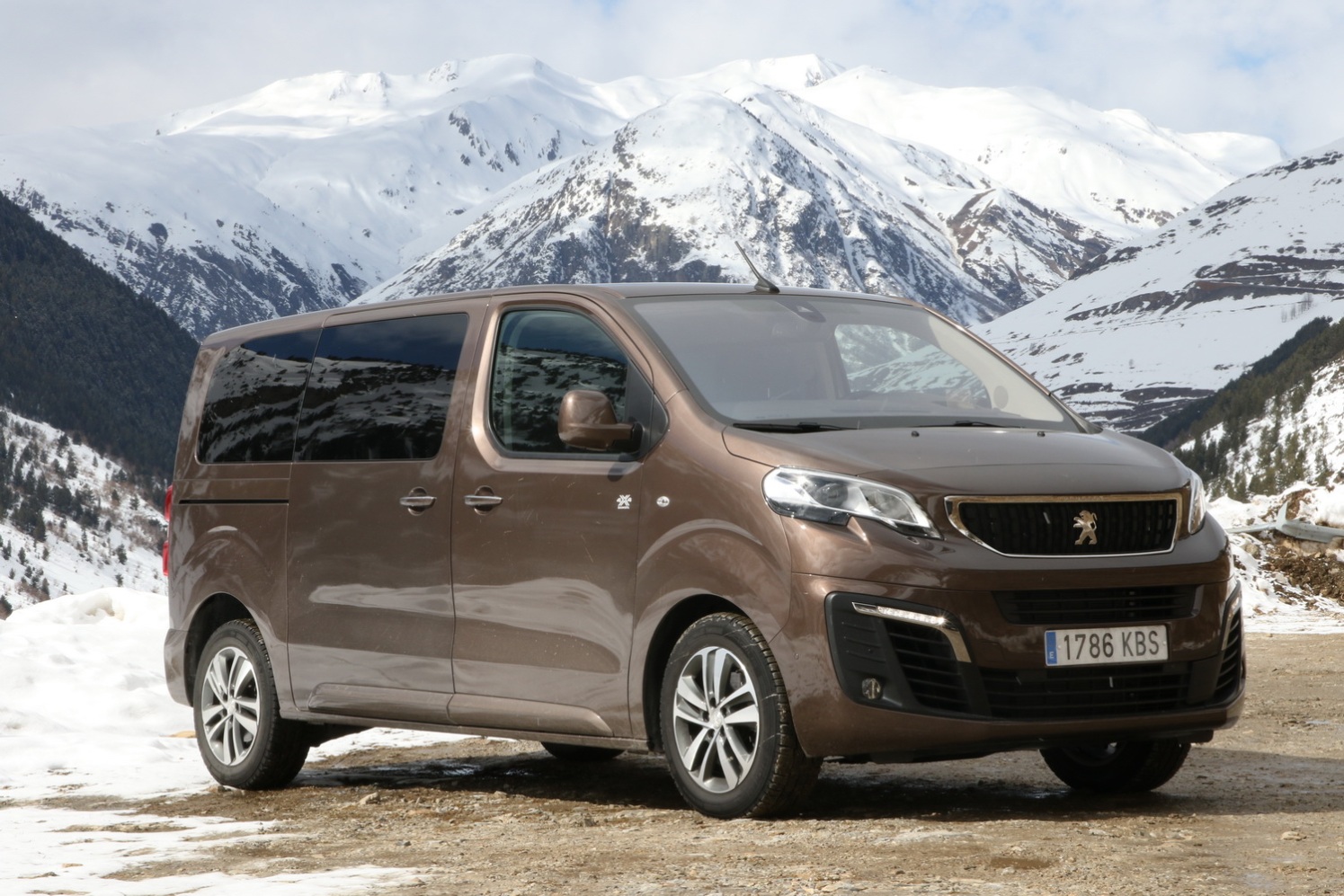 Peugeot traveller 2018
