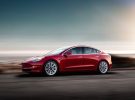 Tesla Model 3 Performance: primer vistazo a su versión con el interior blanco