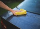 Llega el buen tiempo: como limpiar el coche y eliminar las manchas más difíciles