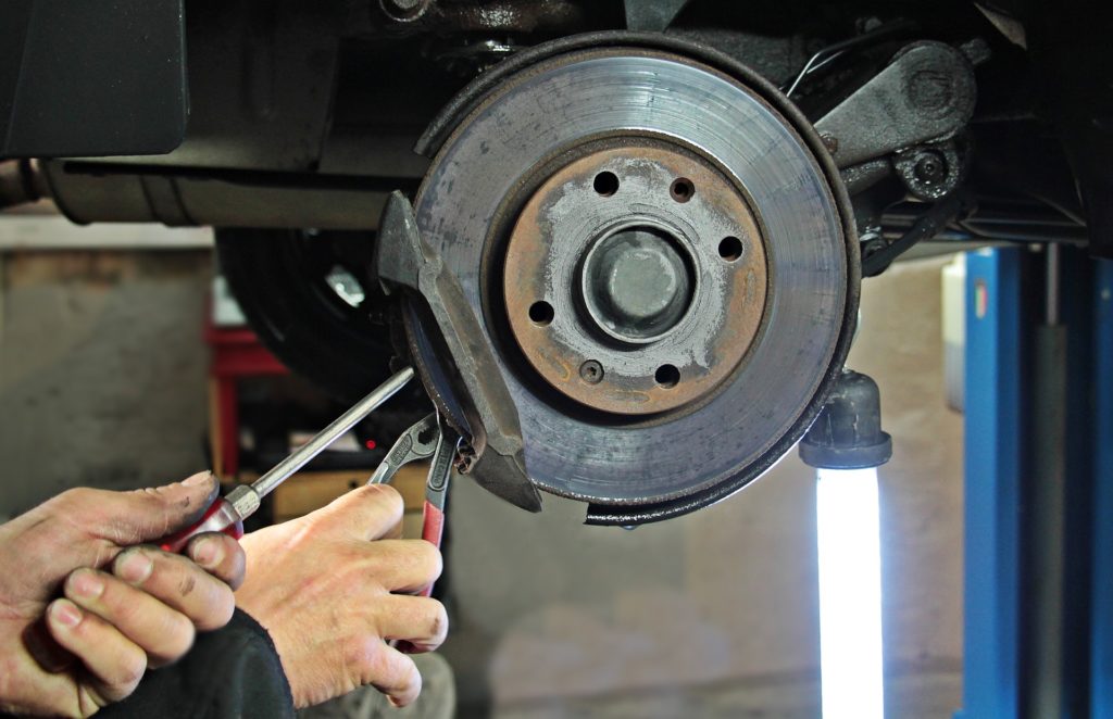 How to easily tell if your brakes need a check