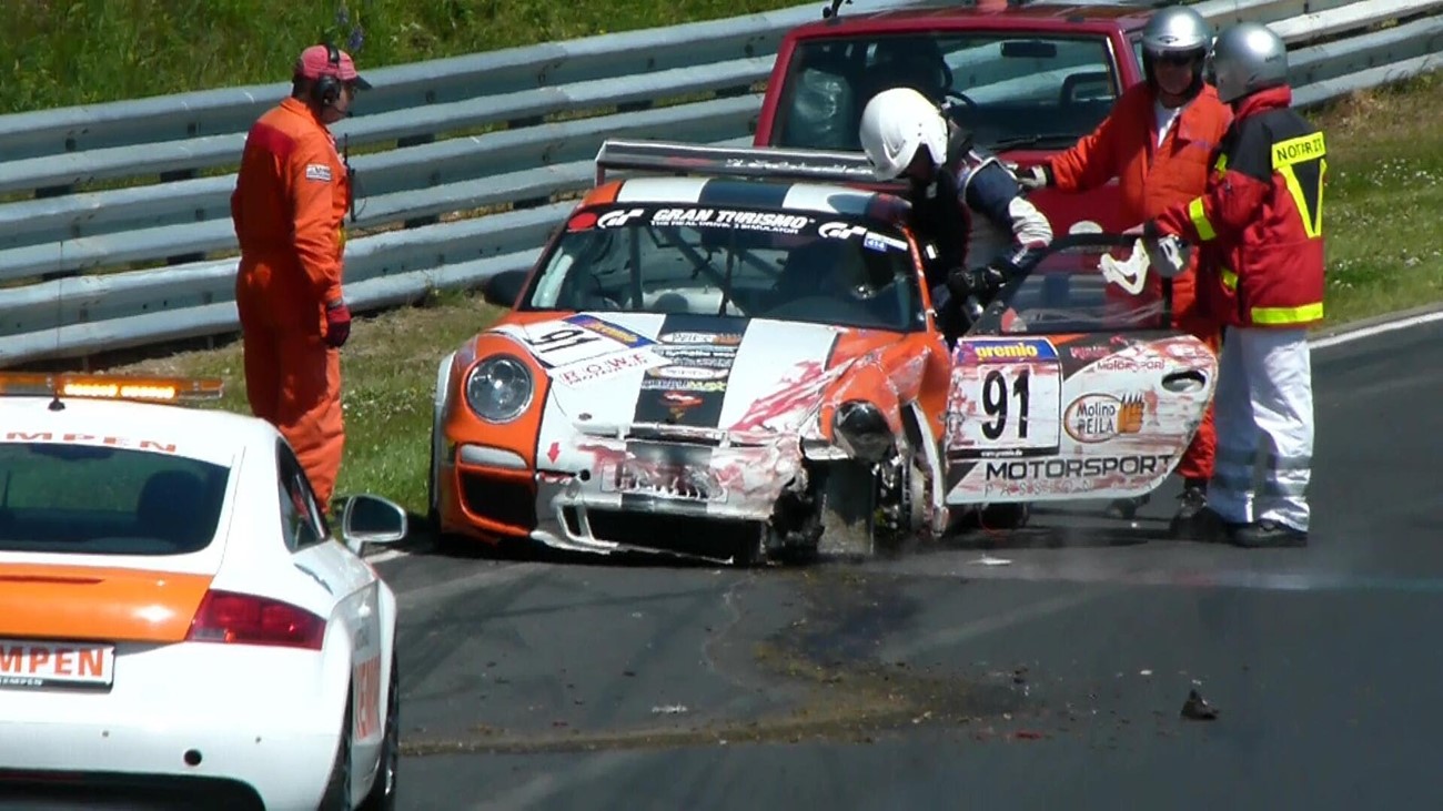 Porsche GT3 Cup 11 vueltas de campana