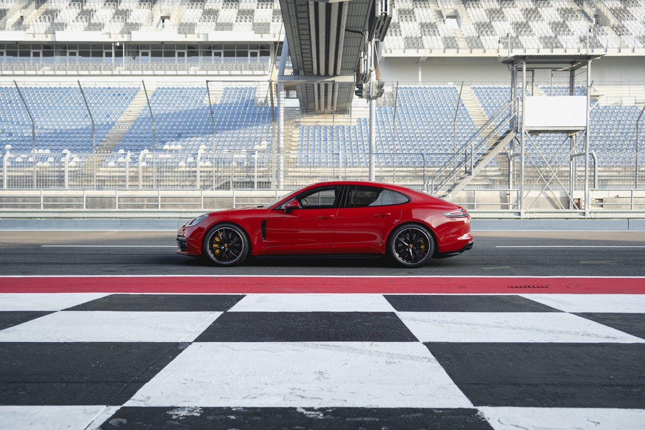 Porsche Panamera GTS y GTS Turismo 2019