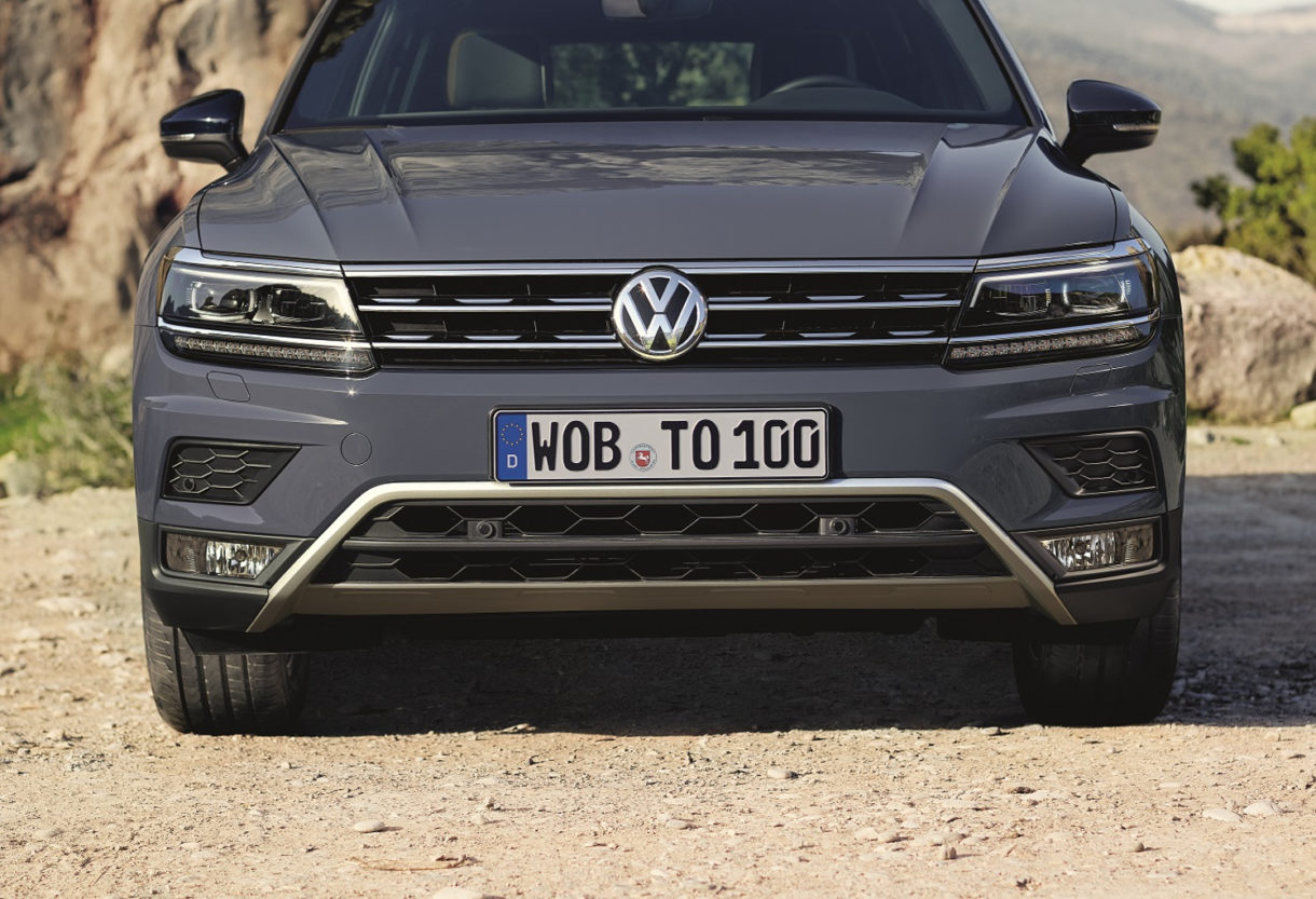 Тигуан передний. Фольксваген Тигуан оффроуд. Фольксваген Тигуан Offroad 2020. Tiguan комплектации Offroad 2020. Тигуан оффроуд 2019.