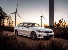 BMW 330e: la nueva berlina híbrida enchufable de BMW, con menos de 2 l/100 km de consumo