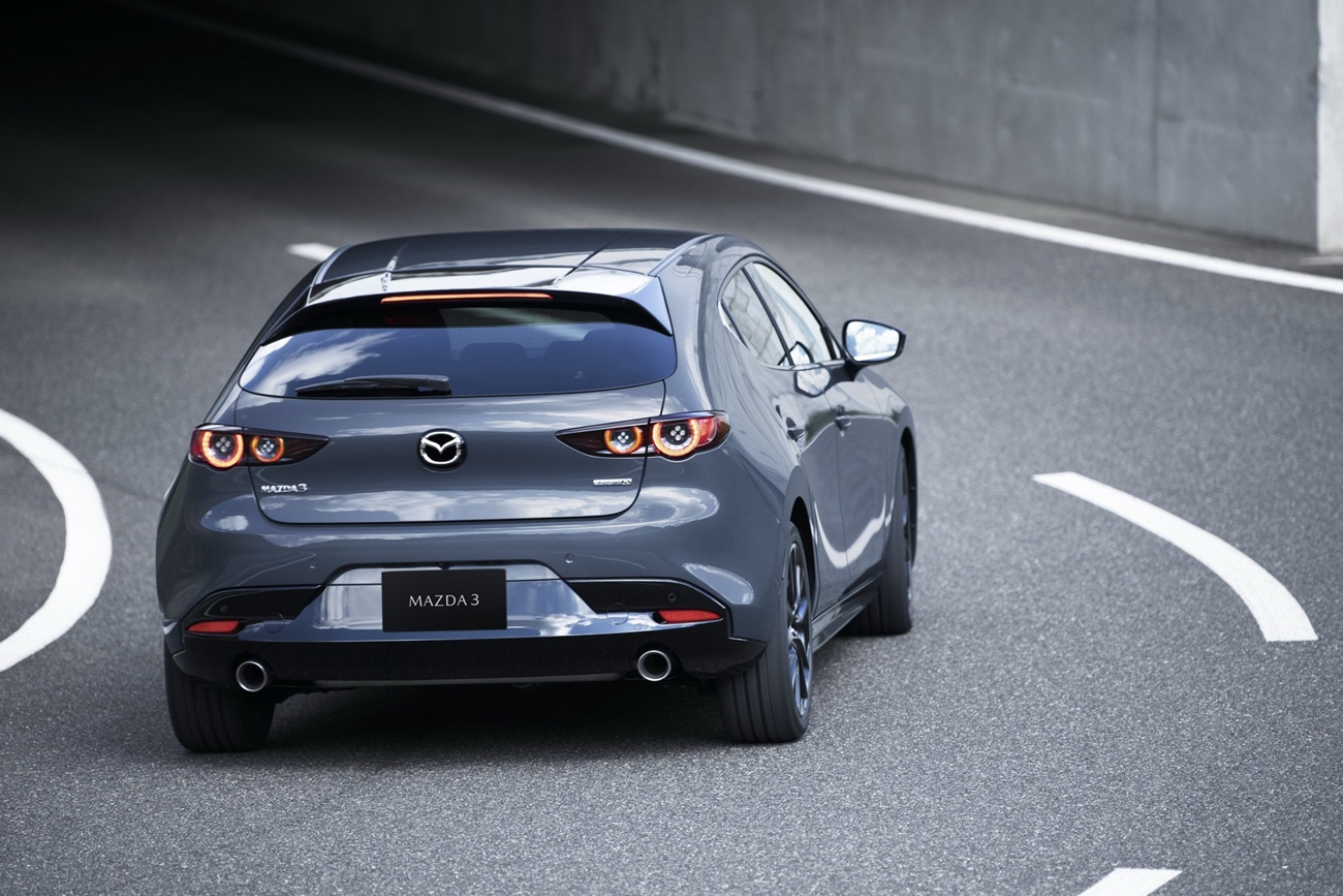 Mazda3 primeras imágenes oficiales