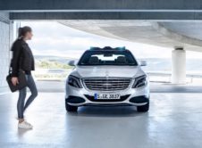 Mercedes Co-opertive Car señalización para conduccion autónoma