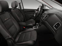 El SEAT Alhambra se actualiza para incorporar en la gama los acabados Xcellence y FR-Line