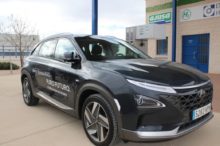 El nuevo Hyundai Nexo busca acerse un hueco en el mercado español recargando hidrógeno en Albacete