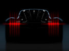 El nuevo hypercoche de Aston Martin se insinúa en este teaser y apunta hacia McLaren, Porsche y Ferrari