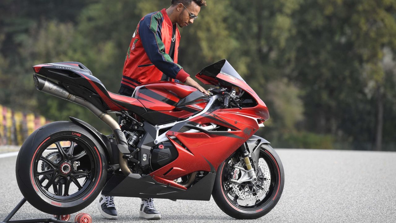 Consejos A La Hora De Elegir Una Moto consejos-a-la-hora-de-elegir-una-moto