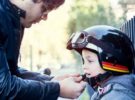 ¿Cuándo y cómo podemos llevar niños en la moto? Edad mínima y seguridad