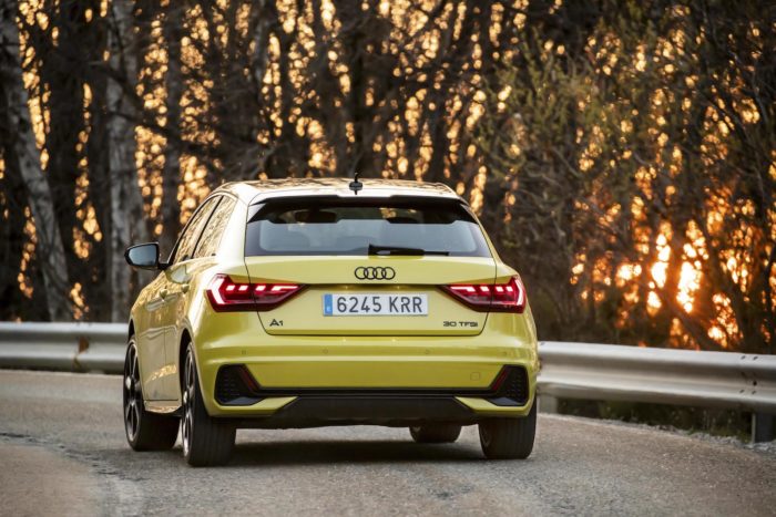 Audi A1 Amarillo Python 11