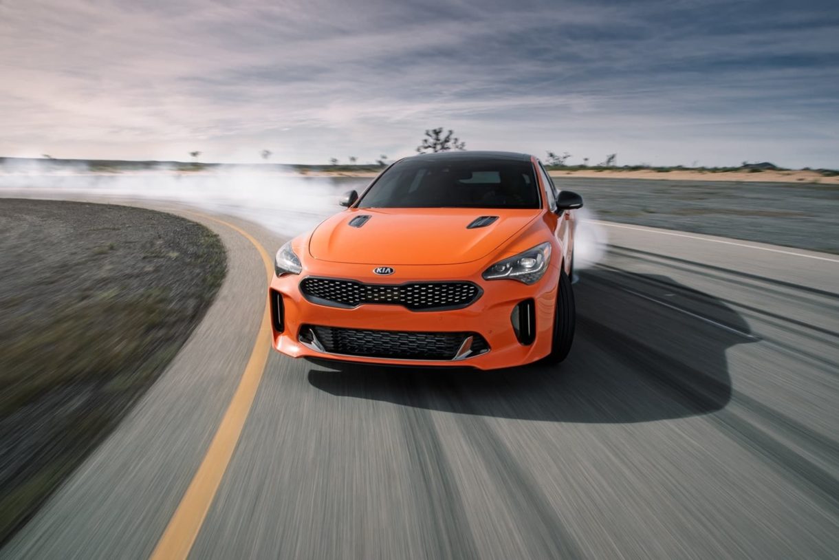 Kia stinger 370 лс