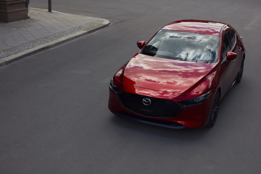 Mazda 3 Presentacion Estatica Diseno Kodo 01