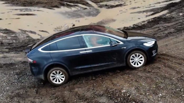 El Tesla Model X Demuestra Que Es Un Todoterreno En Vídeo