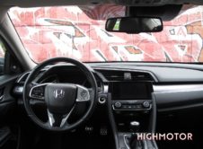 Comparativa Honda Civic Vtec Sedan Vs Civic I Dtec Cinco Puertas 13