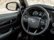 Toyota Hilux Legend Black (9)