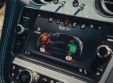 Bentley Bentayga Hybrid 7