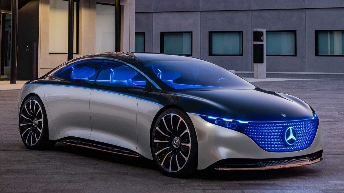 Driving the Mercedes Benz Vision EQS is like traveling to the future