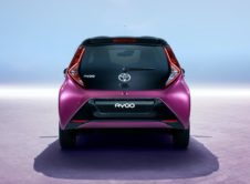 Toyota Aygo Futuro Electrico (8)